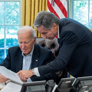 President Biden being brief by Secretary of State Antony Blinken on the terrorist attack in Israel, October 7, 2023. The White House. Photographer: Cameron Smith